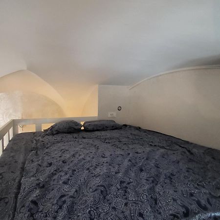Vintage Apartment In The City Centre Old Town ليوبليانا المظهر الخارجي الصورة